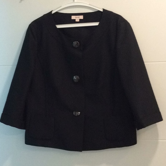 Laurel by Escada Black Set - Picture 4 of 16